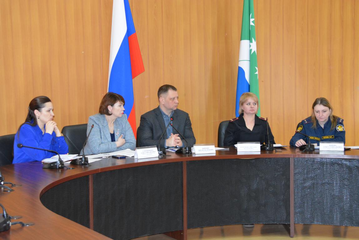 Социальную адаптацию и ресоциализацию лиц обсудили в Белогорске