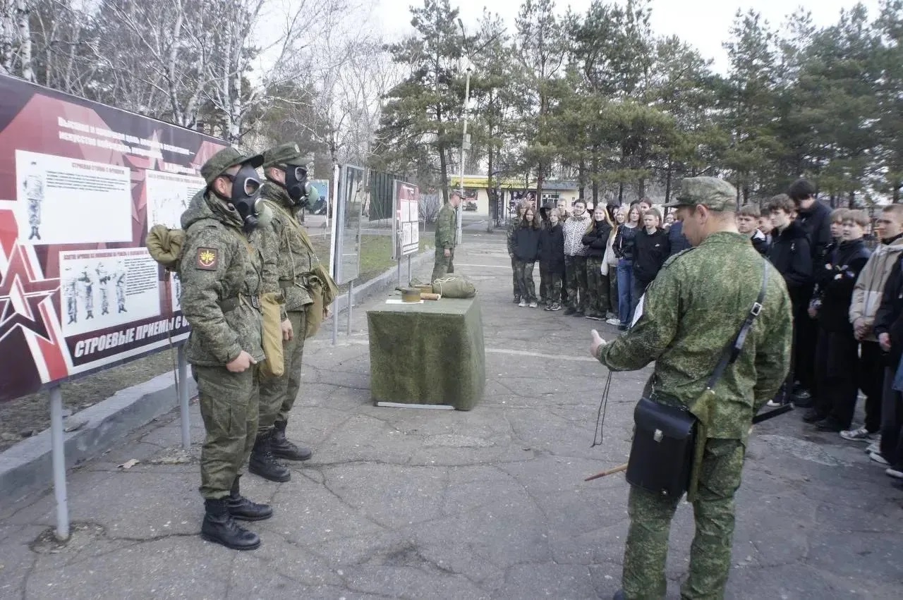 Более 300 будущих защитников приняли участие в Дне призывника в Белогорске